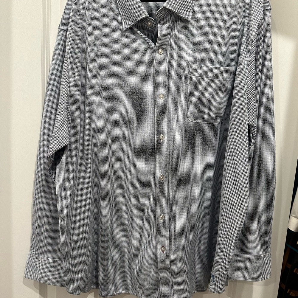 Tommy Bahama Men's Casual Gray Button Down Shirt